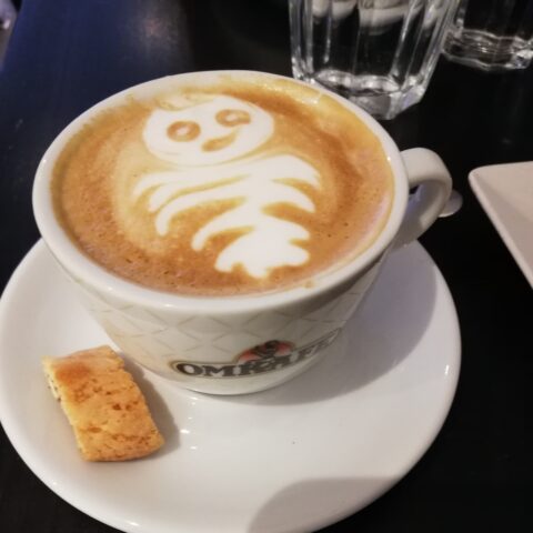 Cappuccino, Kaffee, Café in Ulm